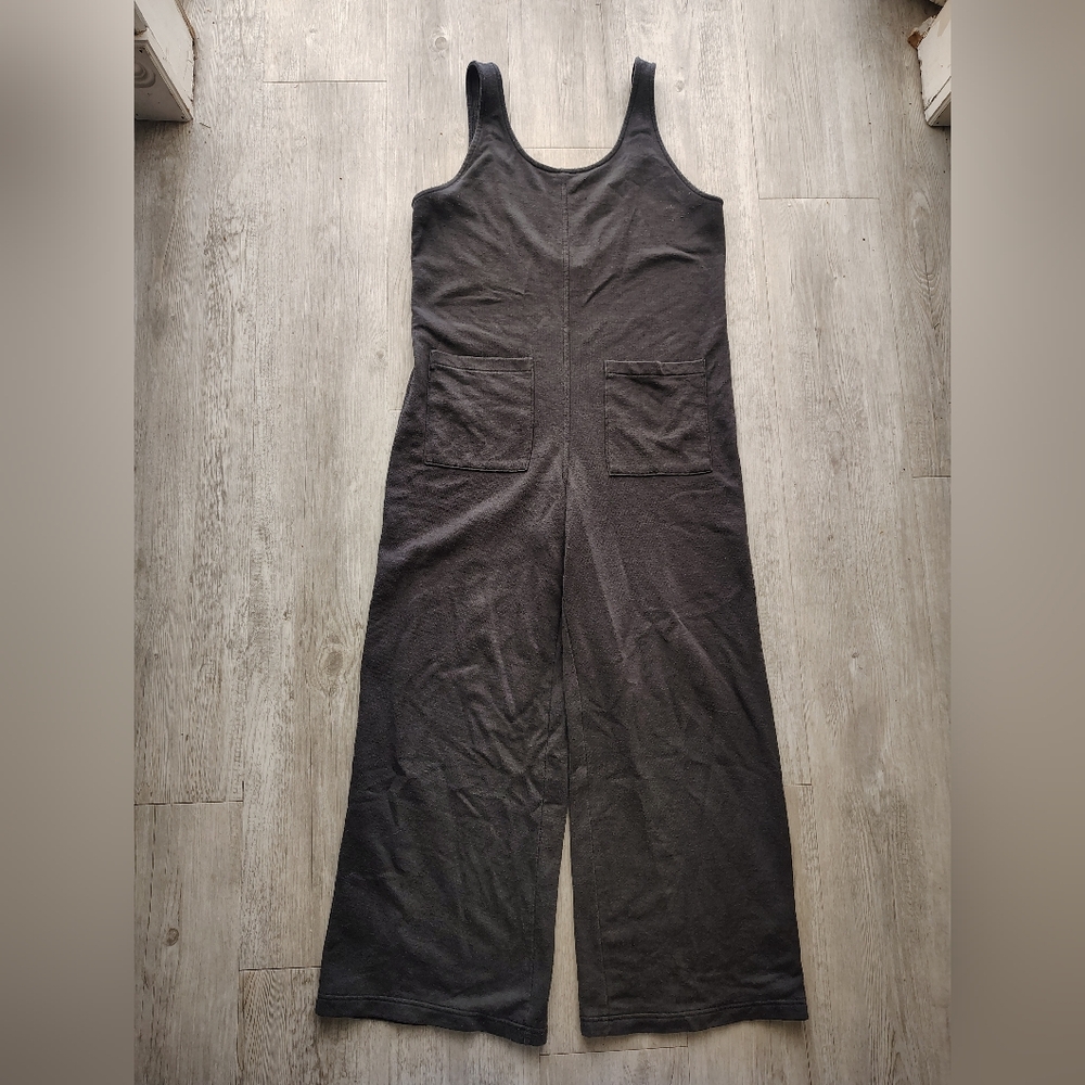 Old Navy Dark Gray Wide-Leg Tank Jumpsuit with Front Pockets